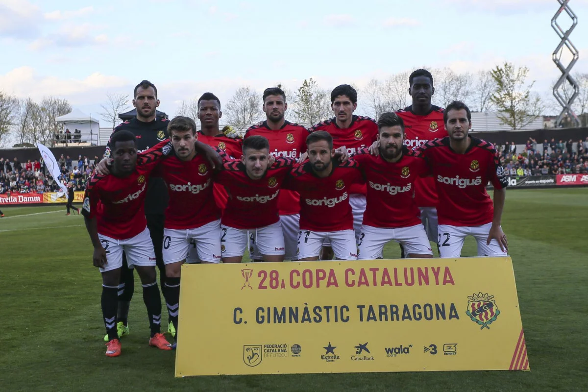 post card plantilla nastic.webp